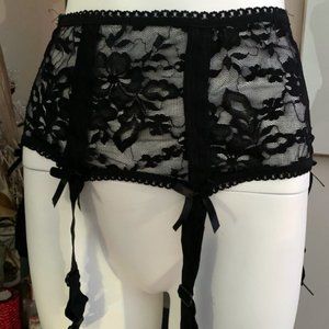 Jarretière en dentelle.  Taille Petite